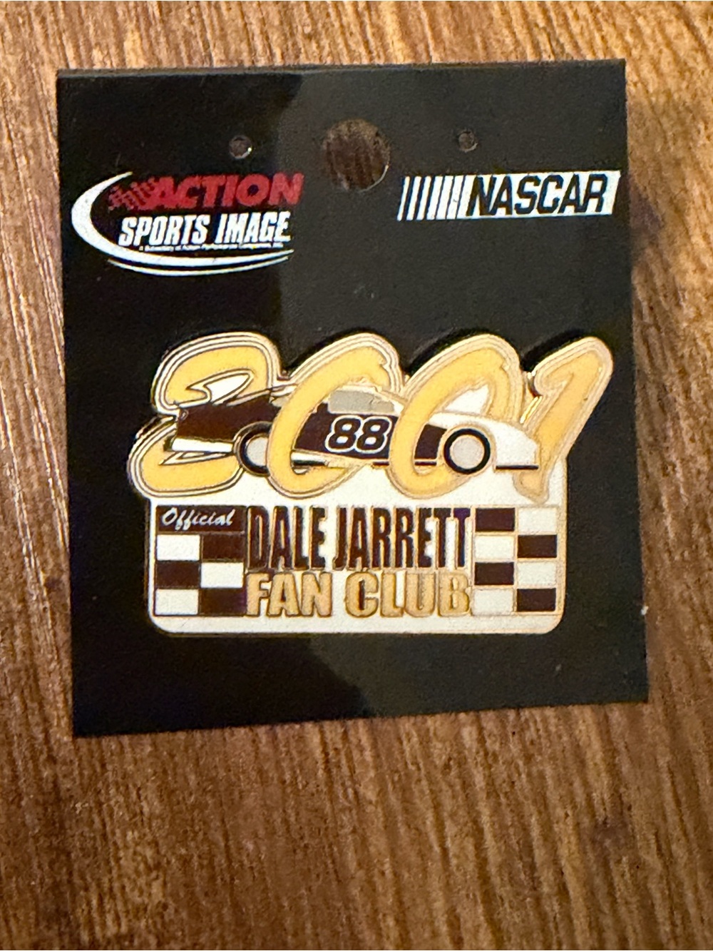 2001 Dale Jarrett Official Fan Club Pin #88 UPS NASCAR Action Sports Image